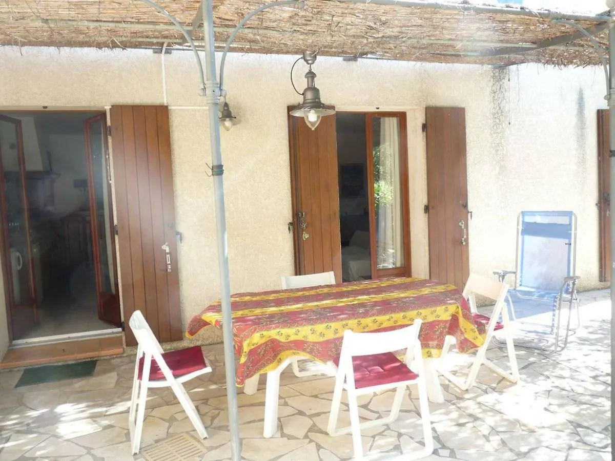 Villa T4 Climatisee, Rez-De-Jardin, Parking Prive, Proche Plage Et Commerces - Fr-1-316-182 Six-Fours-les-Plages 0*,