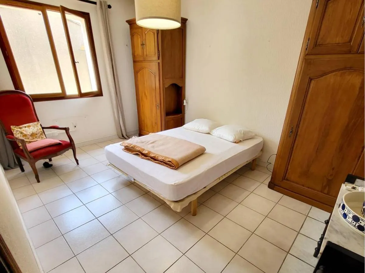 Villa T4 Climatisee, Rez-De-Jardin, Parking Prive, Proche Plage Et Commerces - Fr-1-316-182 Six-Fours-les-Plages 0*,  France